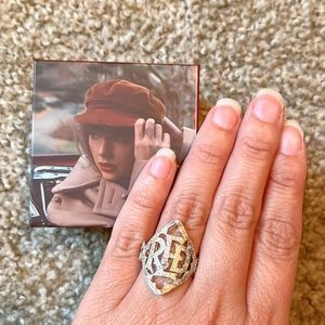 Taylor Swift Red Ring